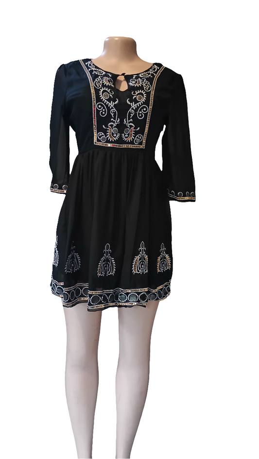 Black long sleeve dress