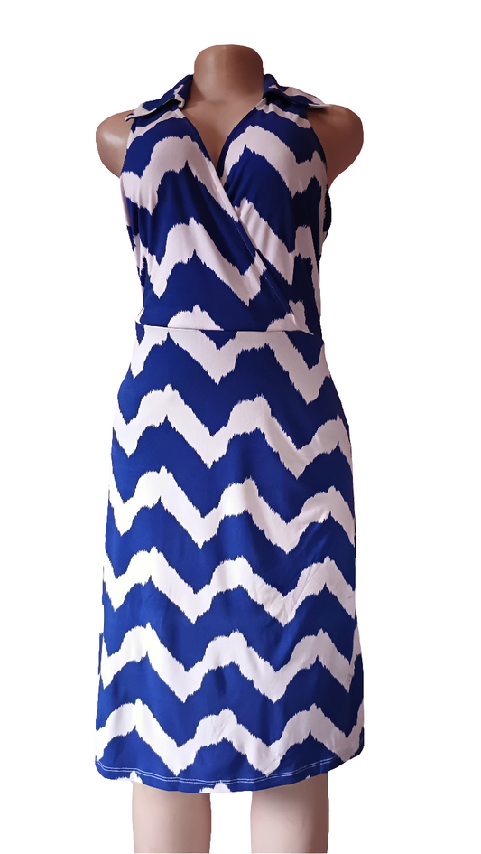 Sleeveless collar dress